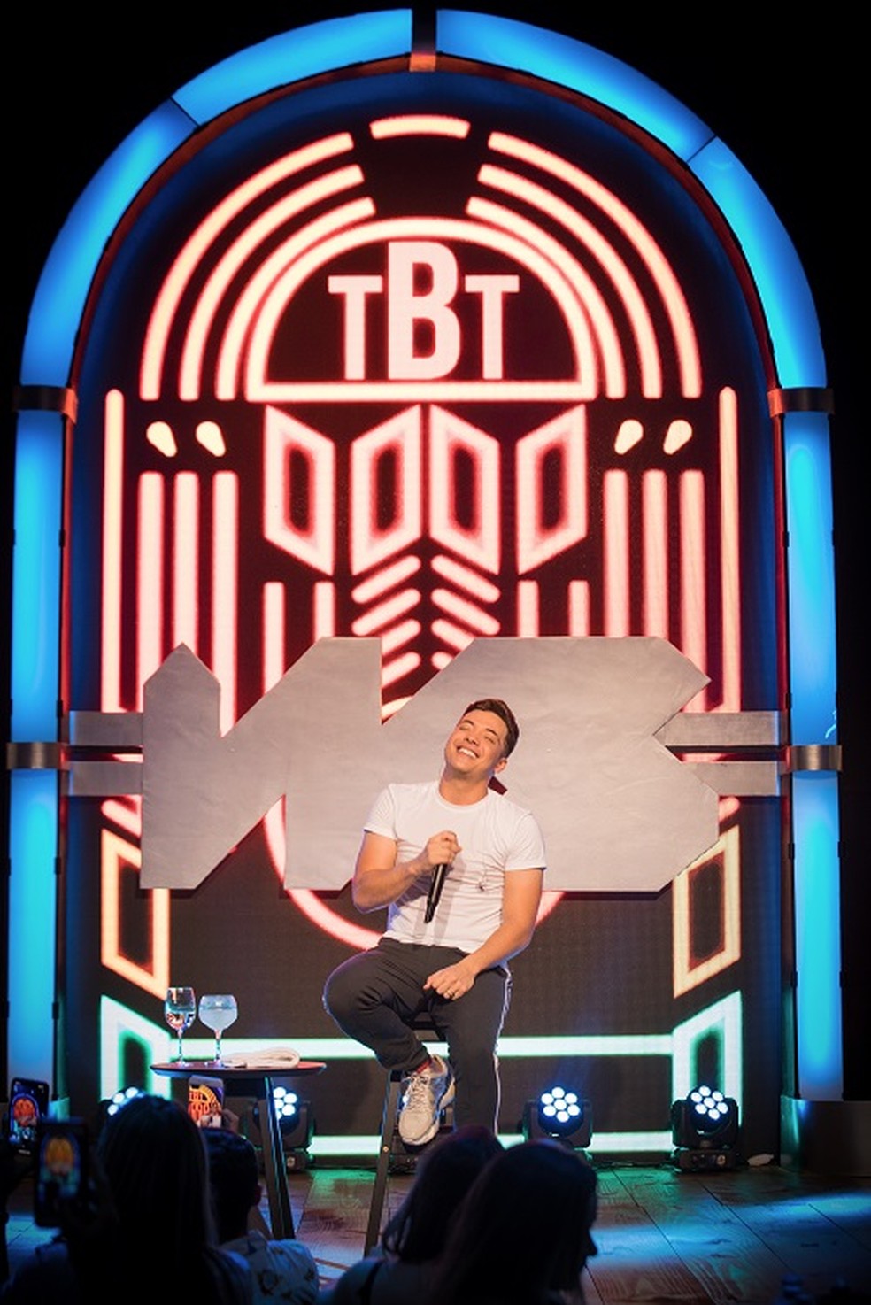 Capa de 'TBT', DVD de Wesley Safadão — Foto: Ederson Lima