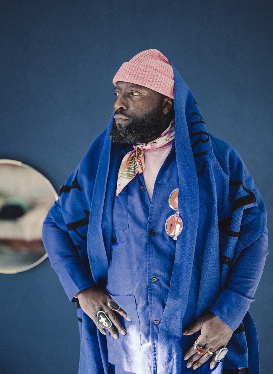 Bonaventure Soh Bejeng Ndikung é o novo diretor e curadorchefe da