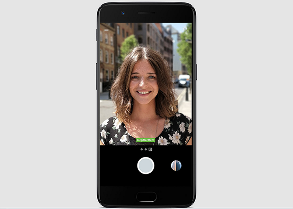 OnePlus 5 tem tela de 5,5 polegadas como o iPhone 8 Plus (Foto: Divulgação/OnePlus)