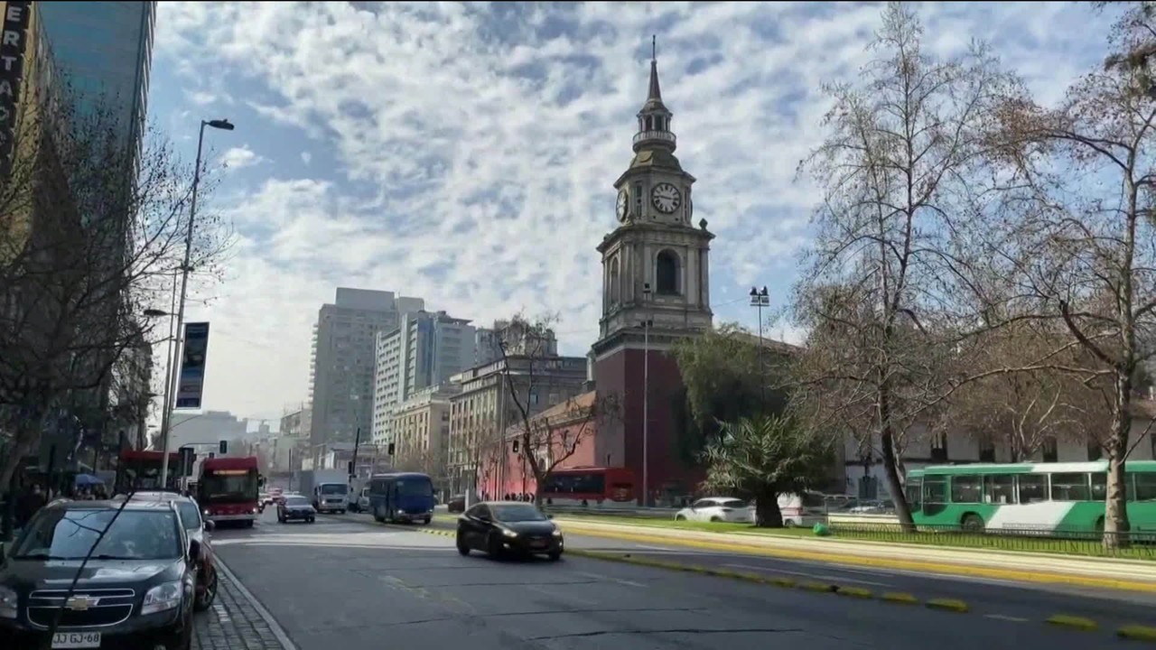 Região de Santiago, no Chile, encerra confinamento