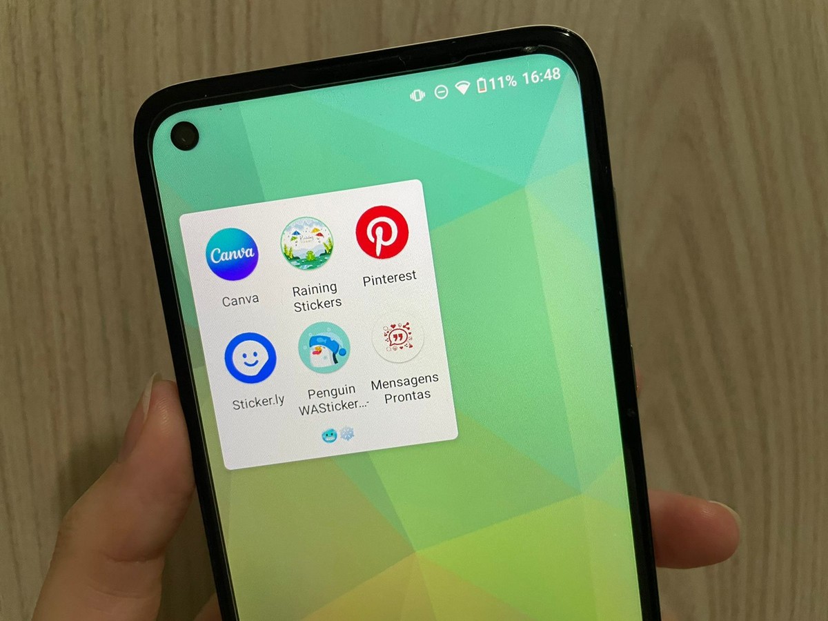 6 apps para enviar memes, figurinhas e mensagens de frio no WhatsApp | Apps  | TechTudo