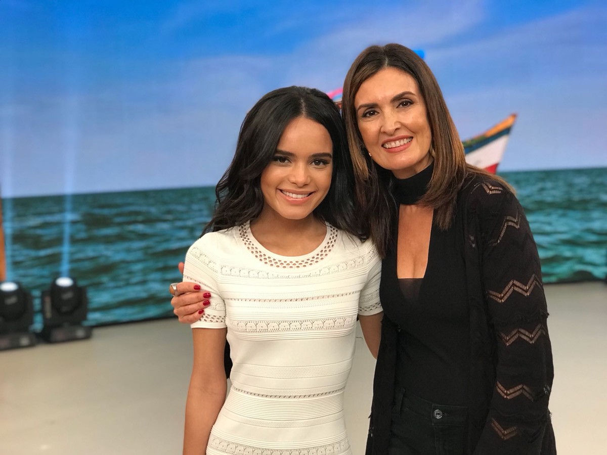 Confira As Imagens Do Encontro Com Carol Macedo Elza Soares E Felipe Simas Encontro Com Fatima Bernardes Gshow