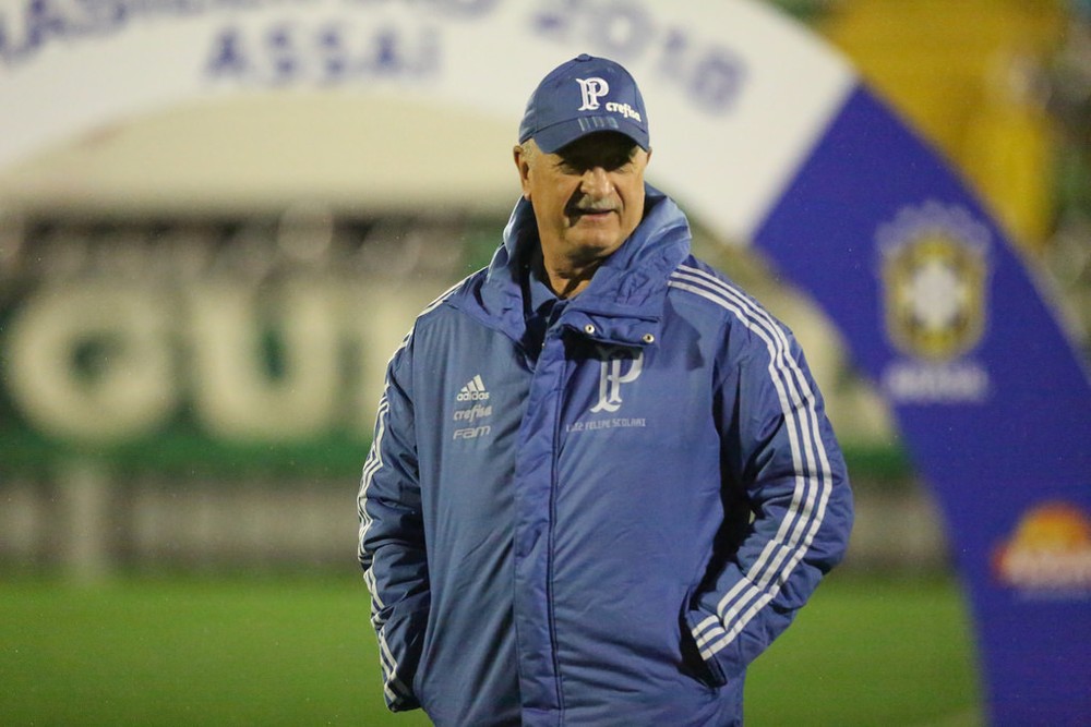 [ENQUETE] Você é a favor de entrar com reservas no Derby?