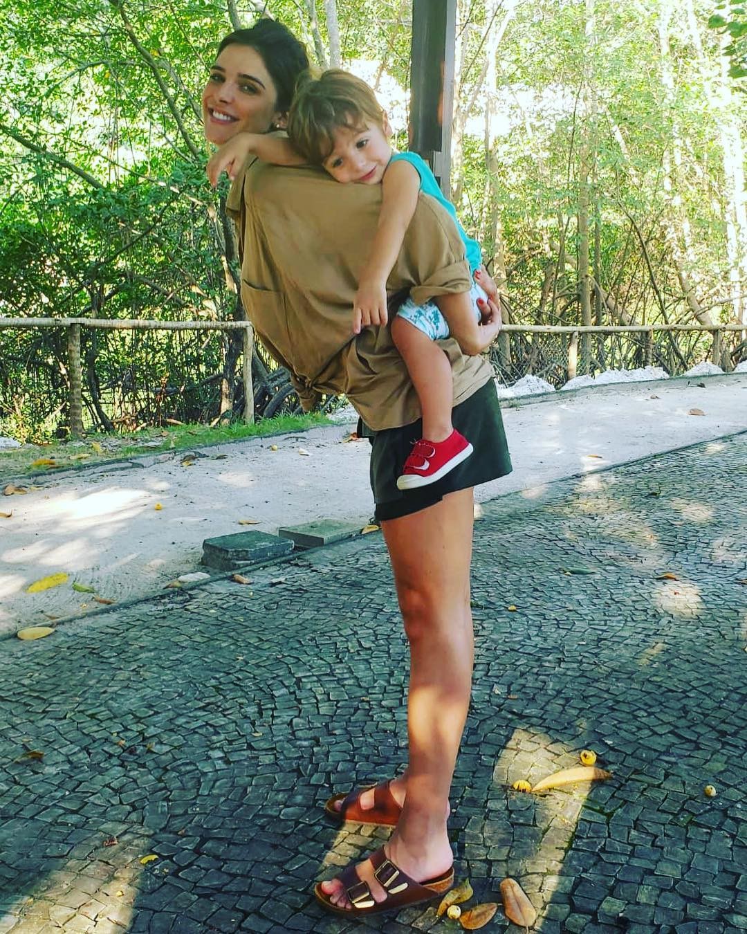 Rafa Brites com o filho, Rocco (Foto: Instagram)