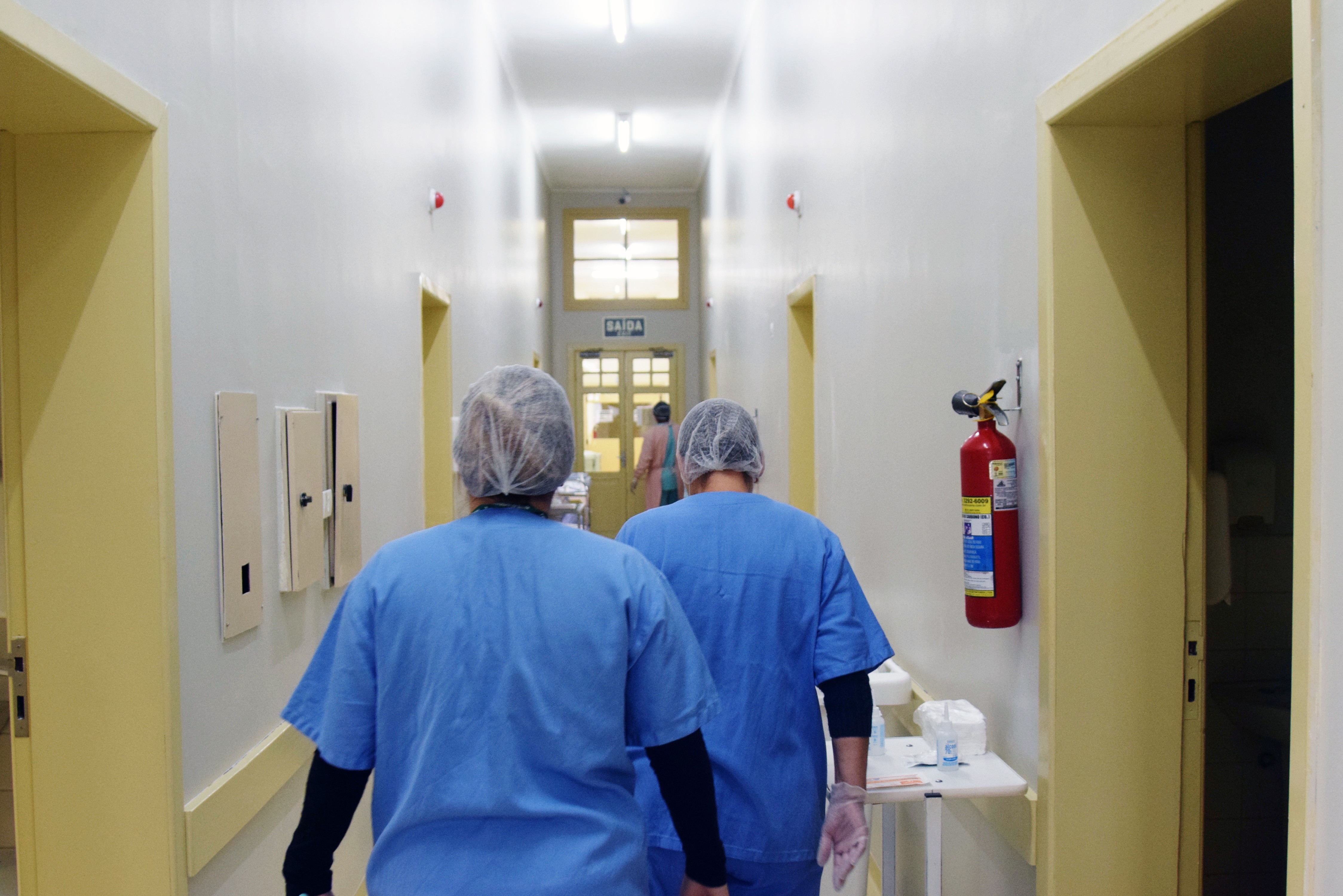Prefeitura de Curitiba abre inscrição de processo seletivo para 500 profissionais de enfermagem; confira o edital