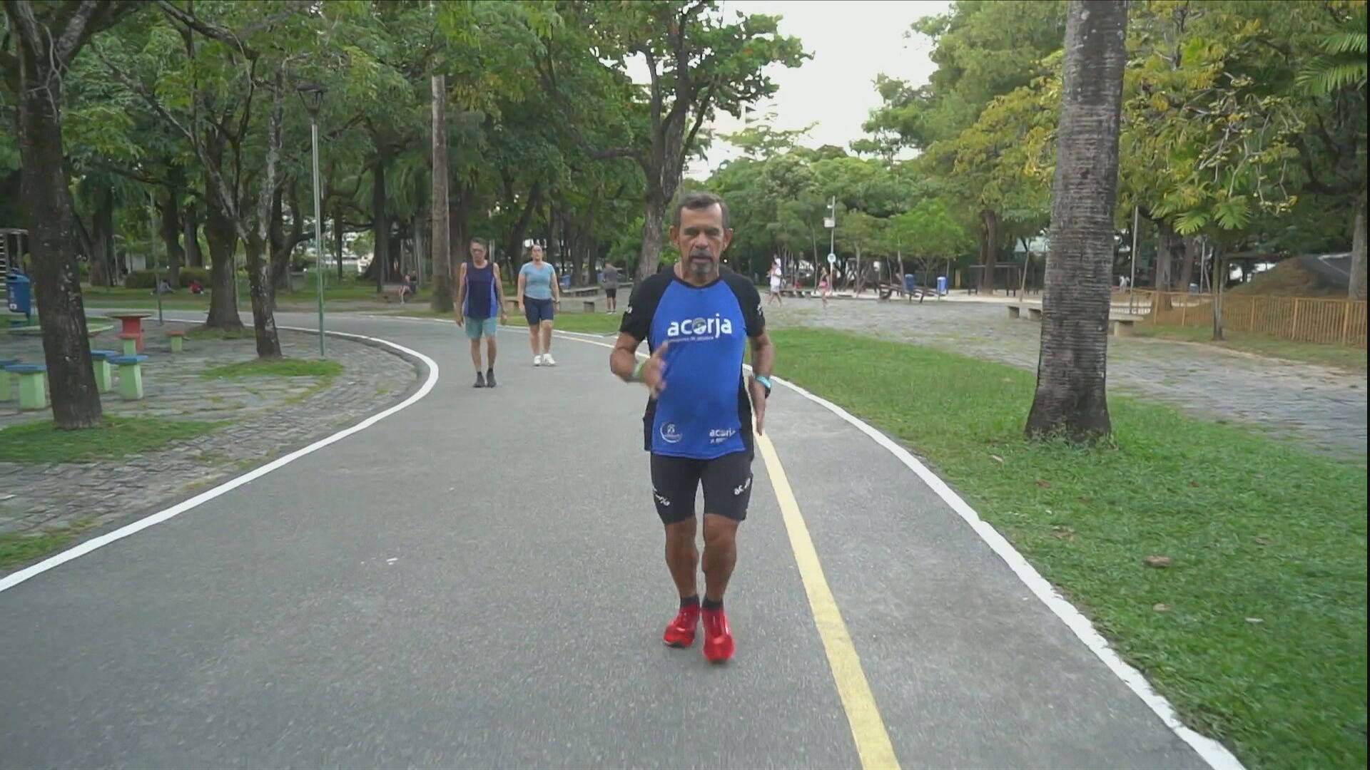 ‘Correndo Com o Hora 1’: Homem de 69 anos supera depressão e quer correr diariamente por dois anos seguidos