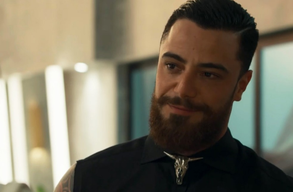 Odair fala em casamento  (Foto: TV Globo)