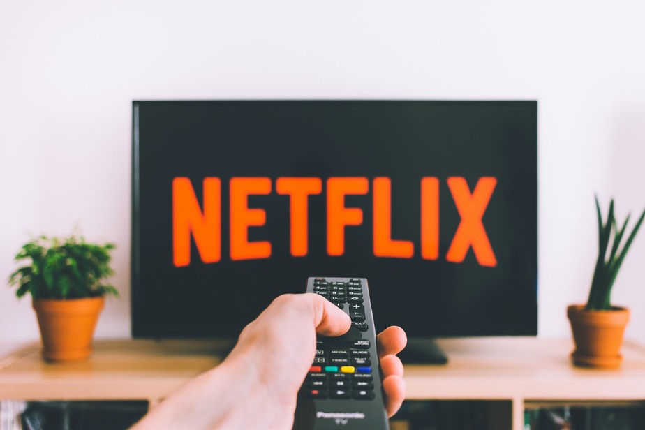 Nova medida de cobrança extra da Netflix surpreendeu os assinantes