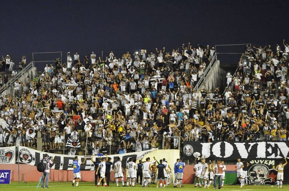 Botafogo-PB ficou com a quarta posição no Grupo A e recebe o xará paulista pela ida das quartas de final neste domingo (Foto: Pedro Alves/GloboEsporte.com)