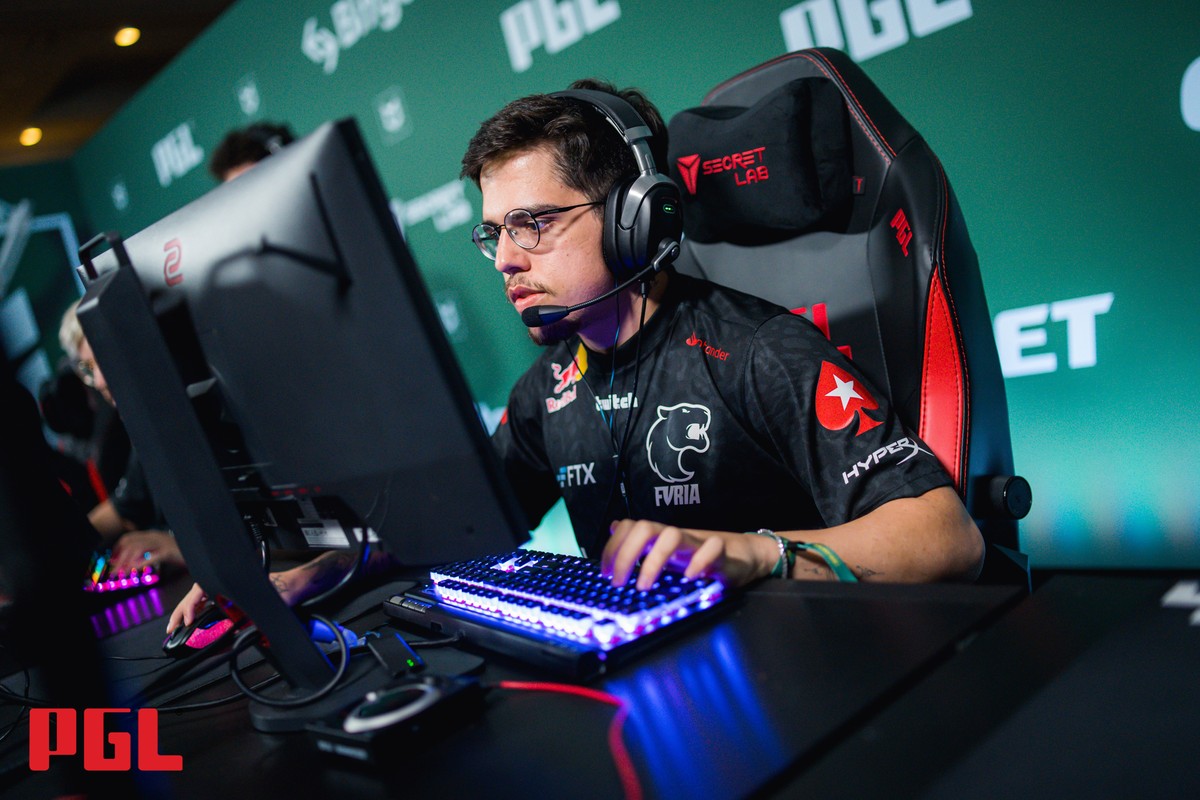 CS:GO: FURIA supera a Cloud9 e avança para os playoffs do IEM Dallas 2022 |  Campeonatos