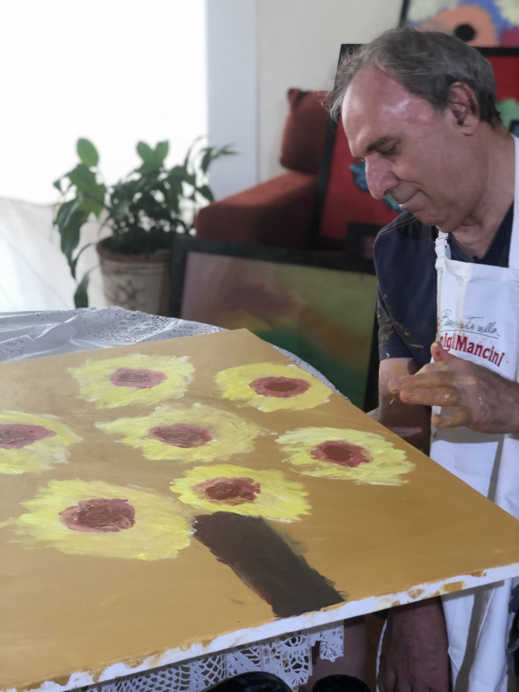 Osmar Santos hoje se dedica à pintura — Foto: Felipe Ruiz