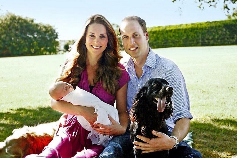Foto oficial da família real britânica (Foto: Divulgação)