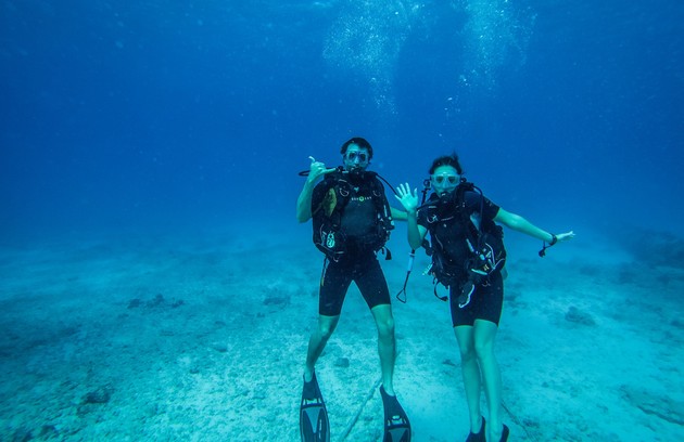 Max Fercondini e Amanda Richter de férias no Havaí (Foto: Arquivo pessoal)
