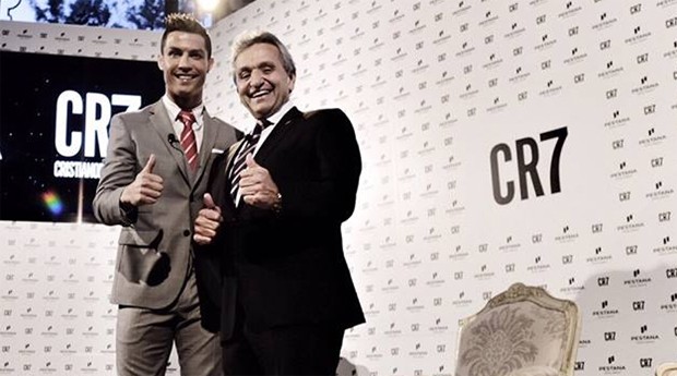 Cristiano Ronaldo inaugura hotel em Lisboa (Foto: Reprodução)