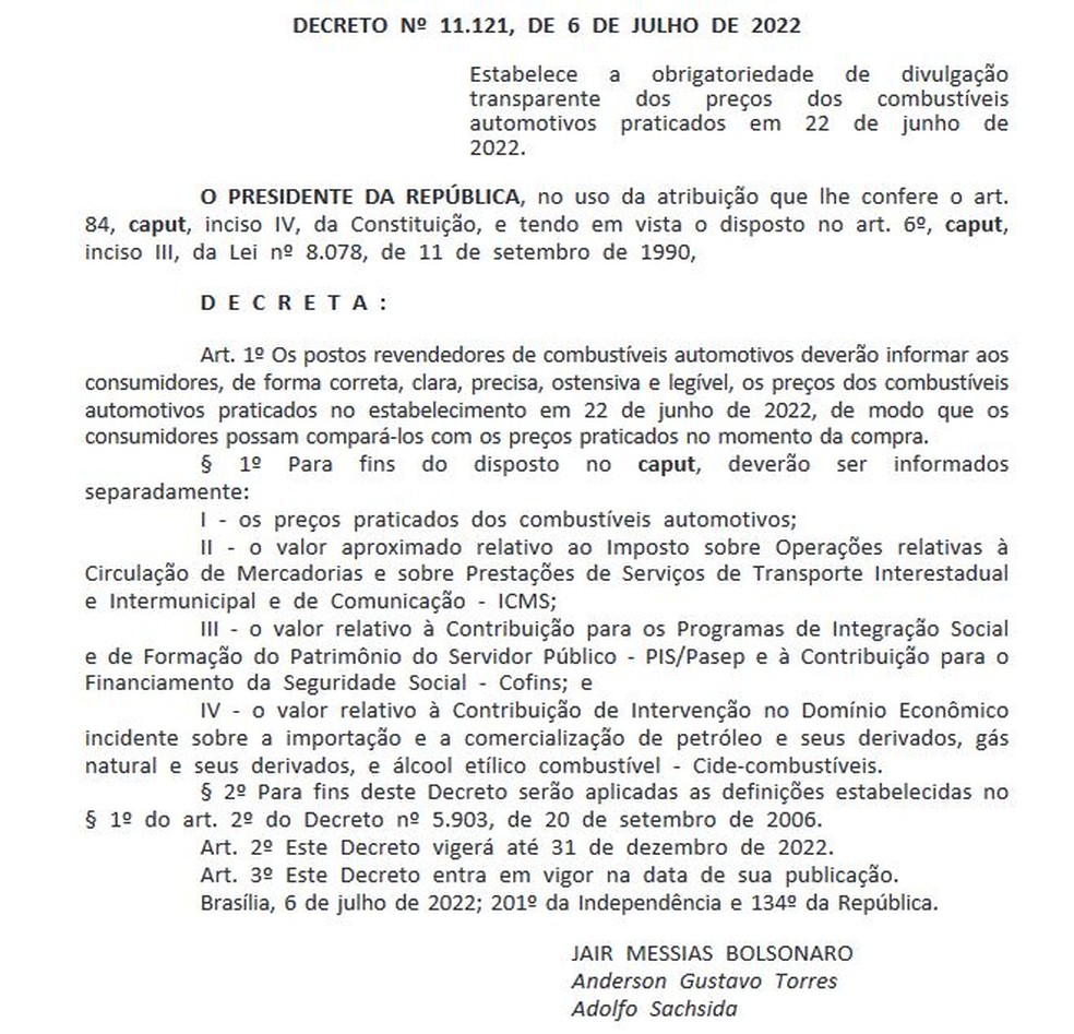Bolsonaro edita decreto que obriga postos a exibir preço de combustíveis antes e depois de teto para ICMS — Foto: Reprodução / Diário Oficial da União