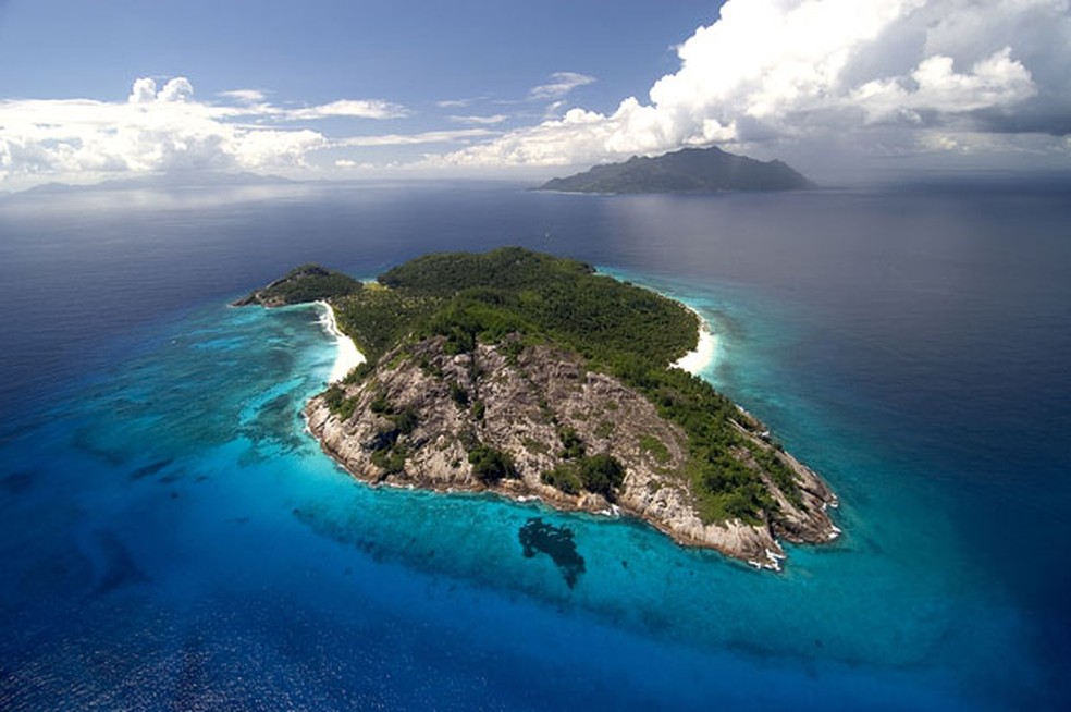 Vista aérea das Ilhas Seychelles, arquipélago no Oceano Índico (Foto: AP / Wilderness Safaris)