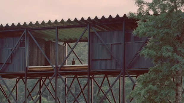  Para desenhar o projeto, os arquitetos se inspiraram nas pontes de cavalete da Austrália rural (Foto: KTA Architects / Reprodução)