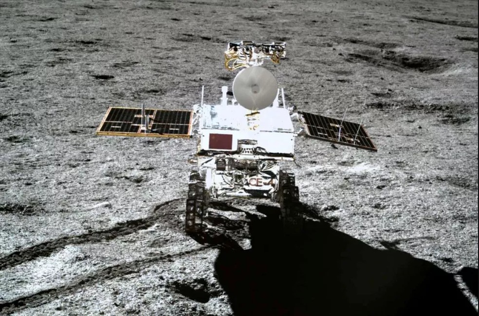 Robô Yutu-2 que constitui parte da missão que chegou ao lado oculto da Lua em janeiro de 2019, levado pela sonda espacial Chang'e 4. — Foto: Our Space/Divulgação