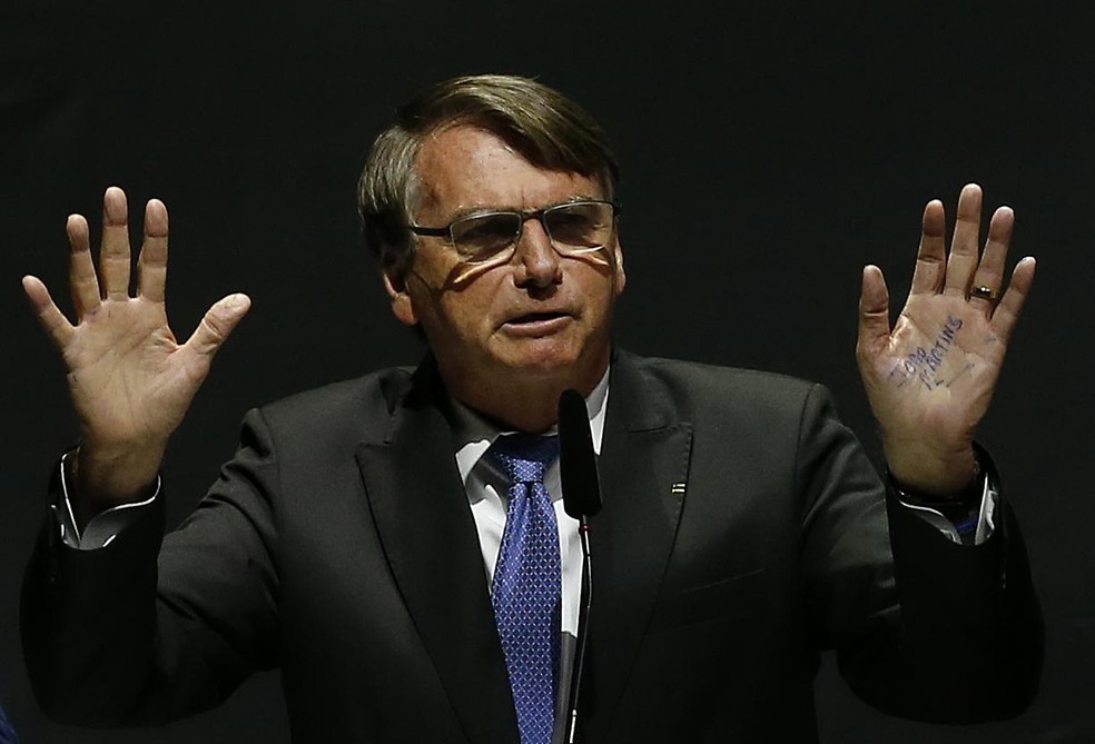 Bolsonaro volta a ironizar manifestos pela democracia e diz que redu&ccedil;&atilde;o no  diesel foi ato 'importante' do dia | Pol&iacute;tica | Valor Econ&ocirc;mico