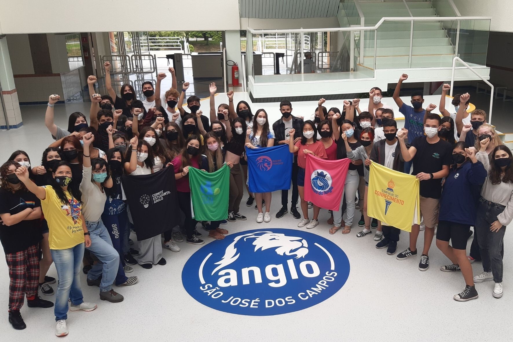 Anglo Mais: Desenvolvendo alunos protagonistas