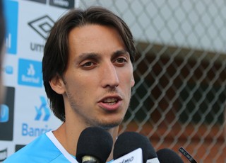 Grêmio cita calendário e prazo para postergar vacinação contra caxumba