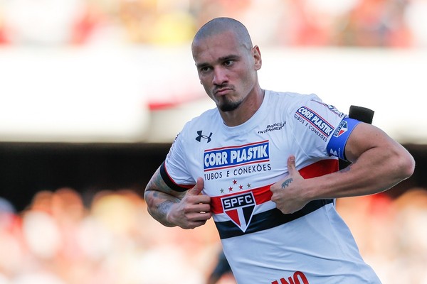 Maycon defende Gabriel e lembra imitação de galinha de ex-são-paulino no Paulistão