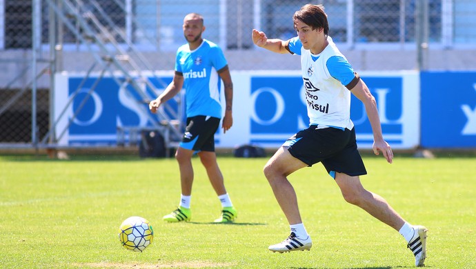 Com a defesa afiada, Grêmio busca vencer o Sport para voltar ao G-6