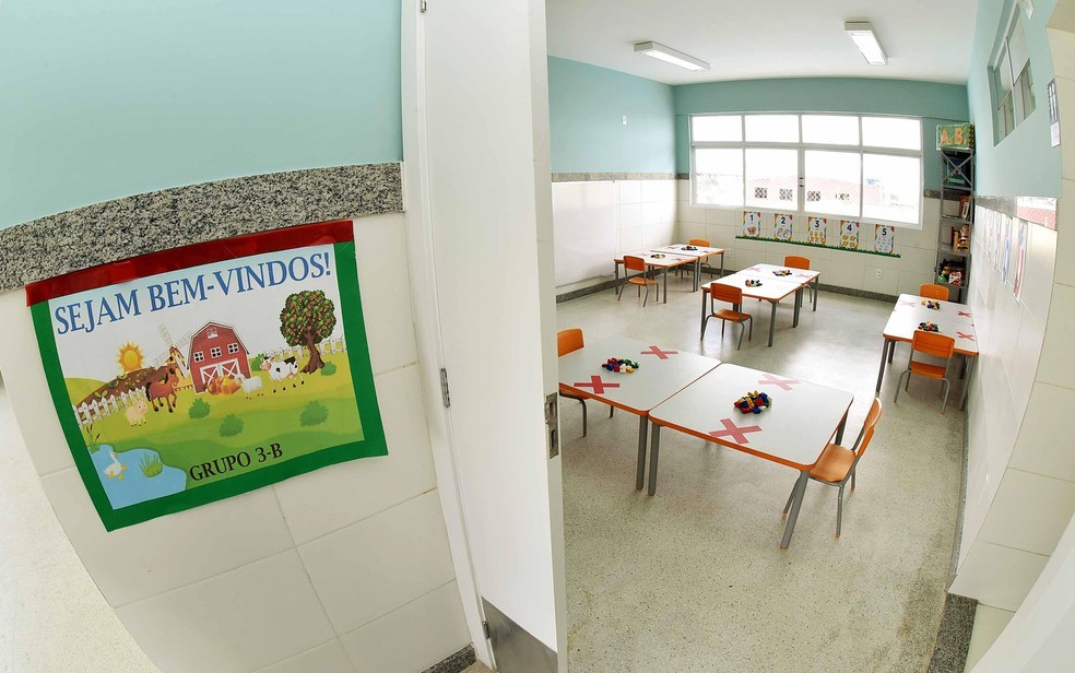 Mais de 90 escolas municipais de Salvador registraram casos de Covid-19 após retorno semipresencial das aulas, diz APLB — Foto:  Valter Pontes/Secom Salvador