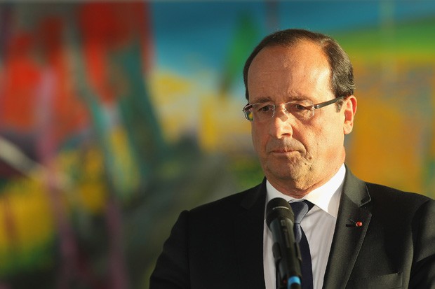 François Hollande está processando revista que divulgou fotos suas com atriz (Foto: Getty Images)