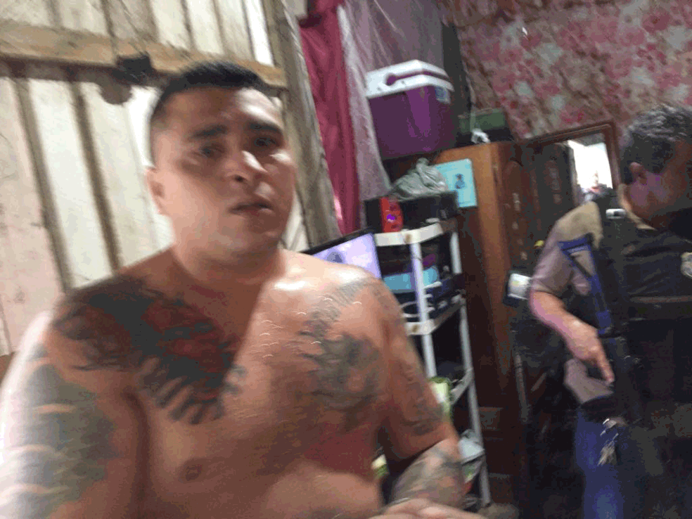 Willamy, suspeito de assassinar aposentado no DF, no momento da prisão, em Belém, no Pará — Foto: Polícia Civil/Divulgação