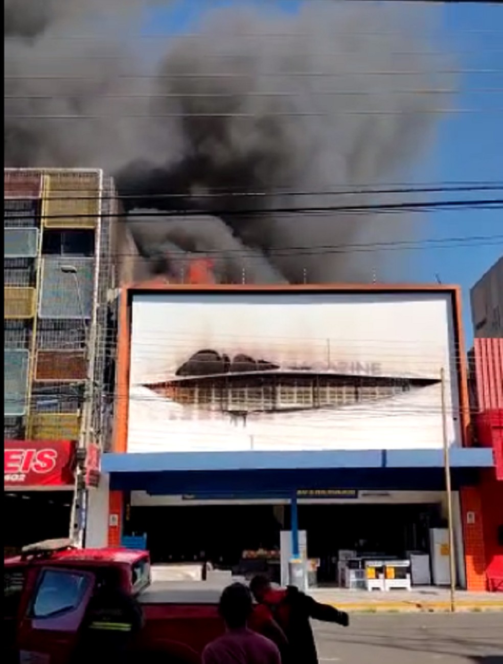 Incêndio destrói parcialmente loja de móveis e eletrodomésticos em Mossoró — Foto: Reprodução