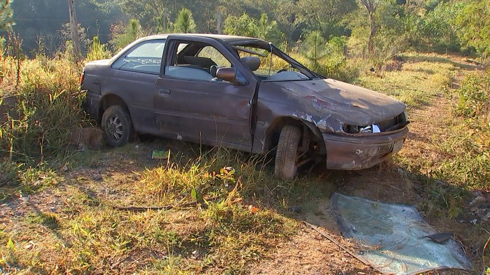 VeÃ­culo sem freio rodou na pista, mas nÃ£o chegou a capotar (Foto: ReproduÃ§Ã£o/TV TEM)