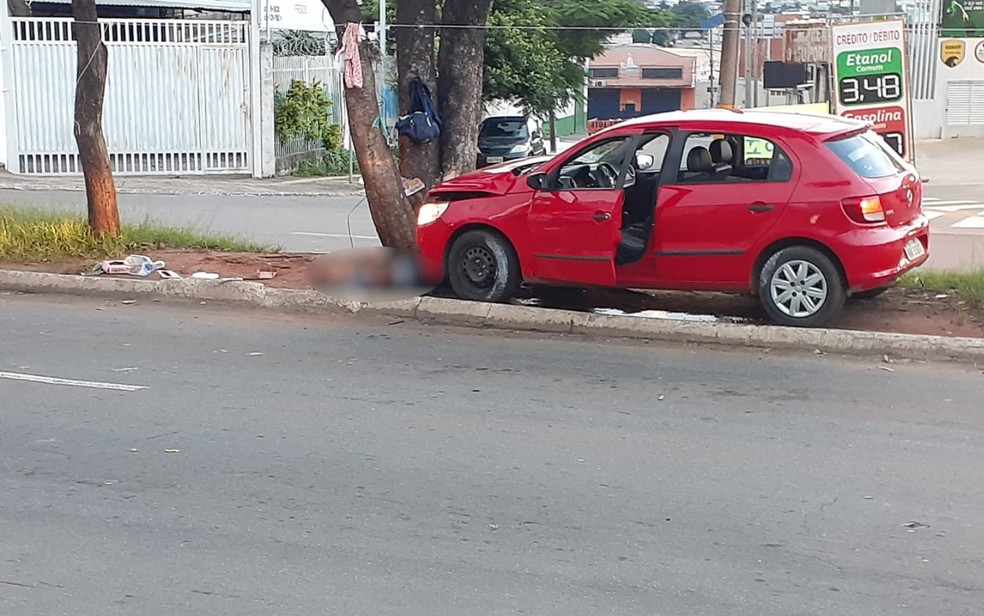 Menino morre atropelado por carro, em Goiânia  — Foto: Reprodução/TV Anhanguera