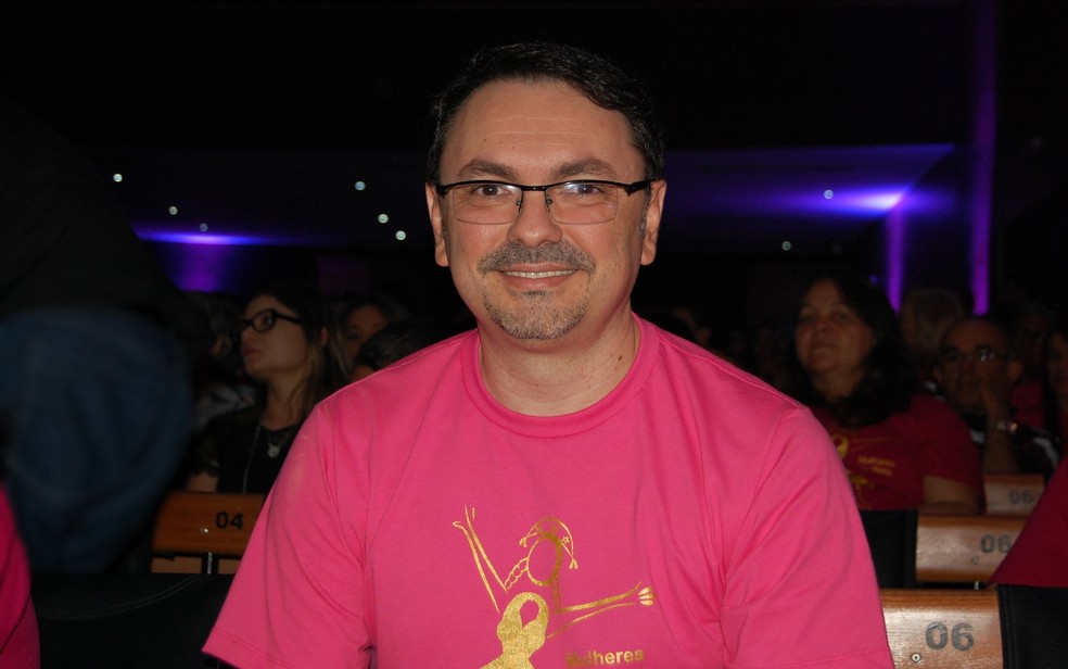 Psicólogo Rossandro Klingey  vai abordar o tema "Pensando fora da caixa: estratégias mentais para criar o novo", no Campus Festival — Foto: Artur Lira/G1
