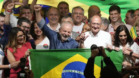 Vitória de Lula nas eleições presidenciais é positiva para ações de consumo, diz Goldman Sachs
