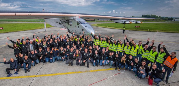 Equipe completa do Solar Impulse (Foto: Divulgação)