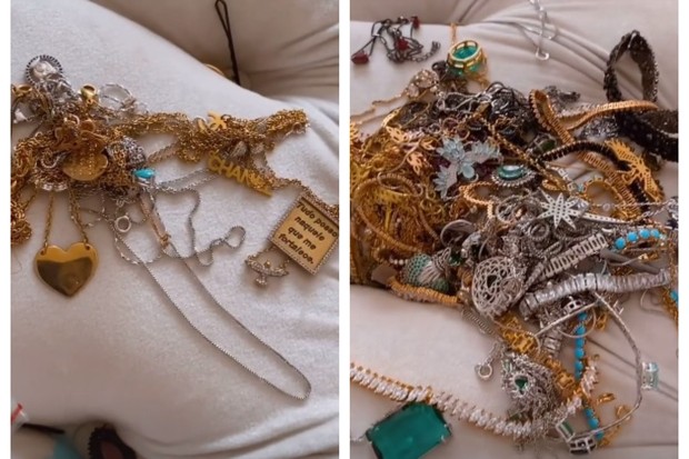 Simone mostra coleção de joias e pede ajuda para desembaraçá-las (Foto: Reprodução/Instagram @simoneses)