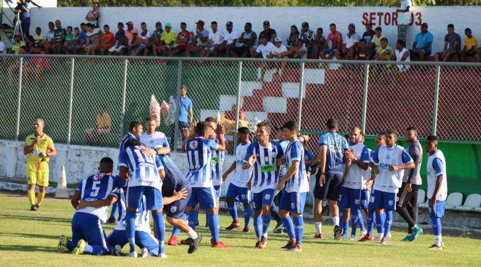 Jogadores do Jaciobá comemorando o gol diante do Dimensão — Foto: Fagno Pinto/Ascom Jaciobá