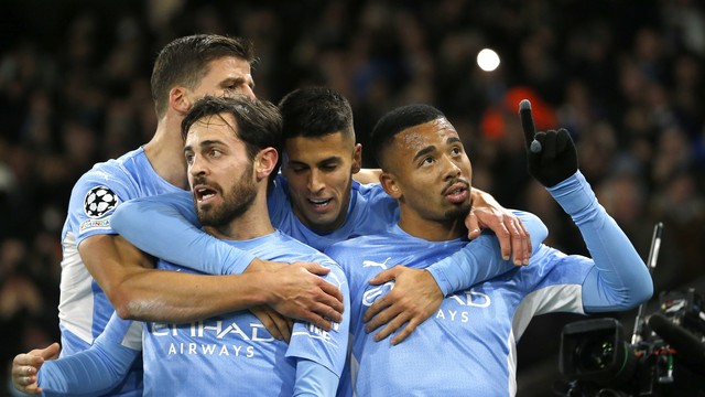 Gabriel Jesus comemora o segundo gol do Manchester City sobre o Paris Saint-Germain
