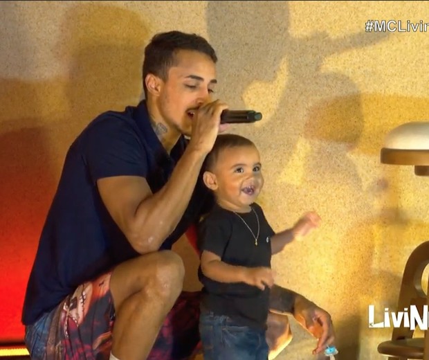 Livinho e o filho, Olívio (Foto: Reprodução/Instagram)