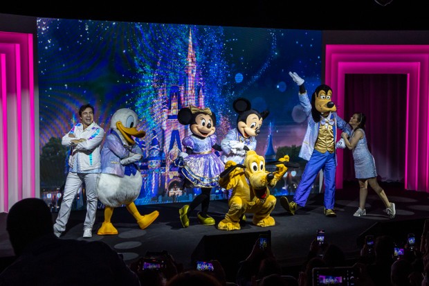 Thiago Machado e Fabi Bang apresentam evento da Disney em SP com os personagens mais queridos da marca (Foto: Divulgação)