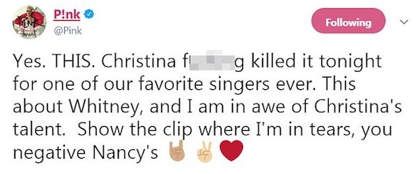 A mensagem na qual a cantora Pink nega que tenha feito careta durante o show de Christina Aguilera (Foto: Twitter)