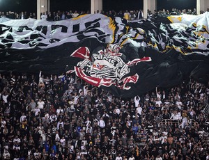 Corintianos comparam torcida do Timão com a do Fla: Maior e melhor