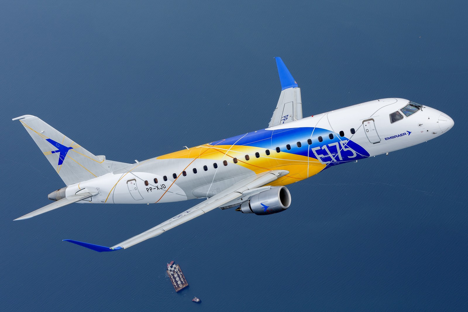 e175-w6a1497.jpg