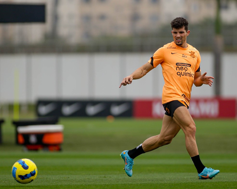 Rafael Ramos em treino do Corinthians — Foto: Rodrigo Coca/Ag. Corinthians