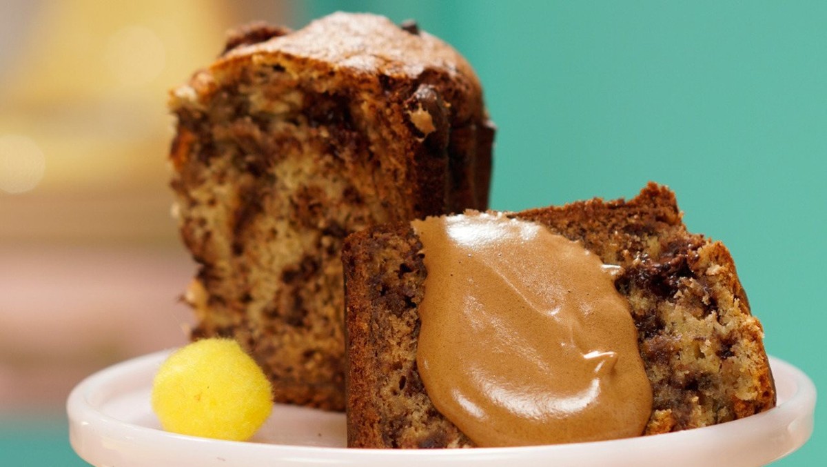 Receita de Bolo de Banana com Chocolate e Espuma de Café