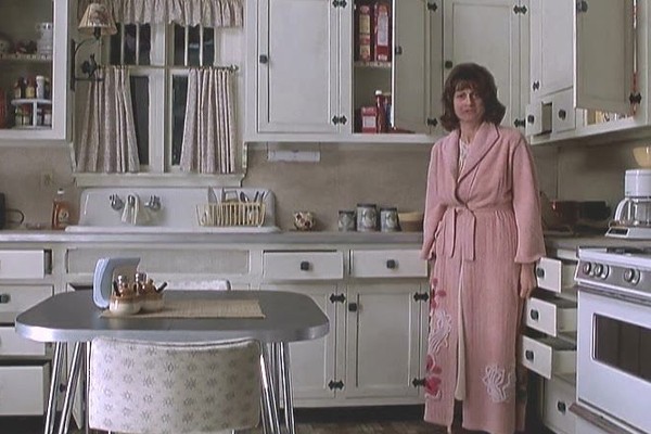 A atriz Janis Dardaris em cena de O Sexto Sentido (1999) (Foto: Reprodução)
