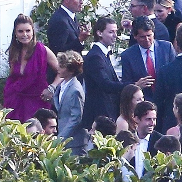 Montecito, CA  - Chris Pratt and Katherine Schwarzenegger get married at San Ysidro Ranch in Montecito. Among the guests were Katherine's parents Arnold Schwarzenegger and Maria Shriver, and her brother Patrick.Pictured: Chris Pratt, Katherine Schwarz (Foto: BACKGRID)