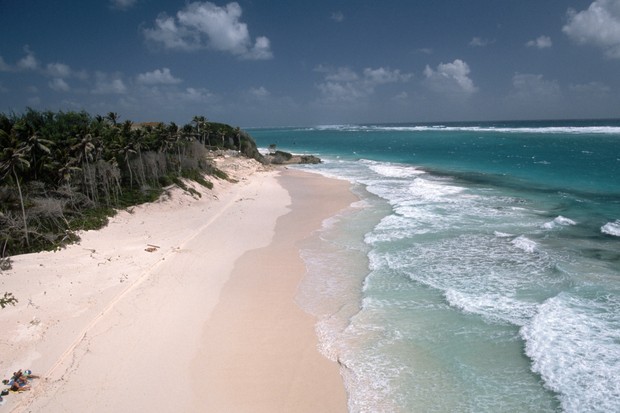 The shoreline at Crane Beach on Barbados. (Foto: Getty Images)