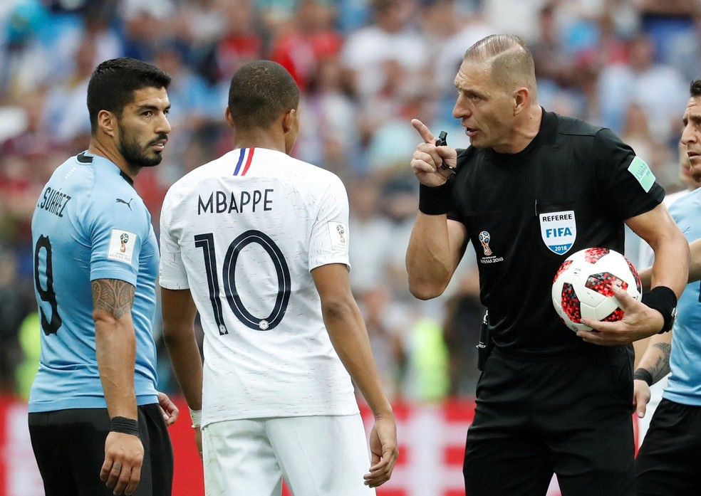 Arbitro Argentino Da Abertura Da Copa Vai Apitar Final Entre Franca E Croacia Copa Do Mundo Ge